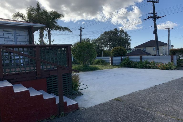 Photo of property in 1/54 Sunrise Avenue, Mairangi Bay, Auckland, 0630