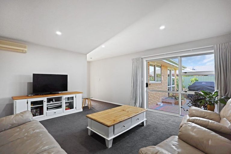 Photo of property in 15 Hight Place, Tinwald, Ashburton, 7700