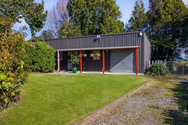 Photo of property in 569 Wortley Road, Waiongana, Inglewood, 4389