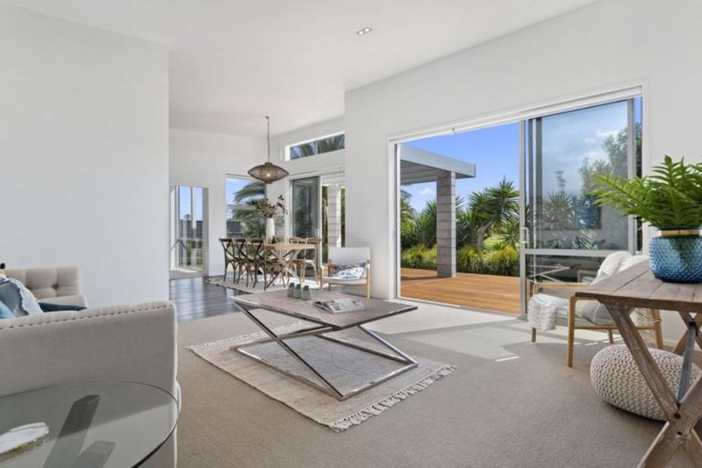 Photo of property in 432 Papamoa Beach Road, Papamoa Beach, Papamoa, 3118