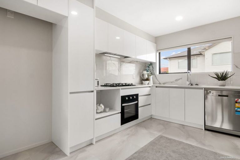 Photo of property in 4/163 Deep Creek Road, Torbay, Auckland, 0630