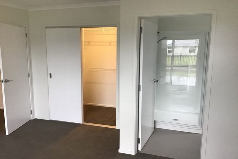 Photo of property in 8 Naeo Close, Papamoa Beach, Papamoa, 3118