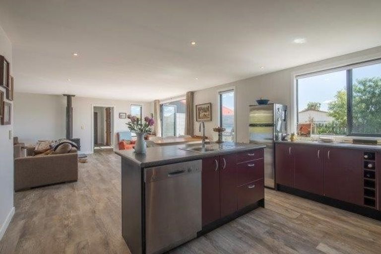 Photo of property in 25 Frye Crescent, Albert Town, Wanaka, 9305