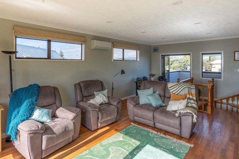 Photo of property in 4 Scott Avenue, Otaki Beach, Otaki, 5512