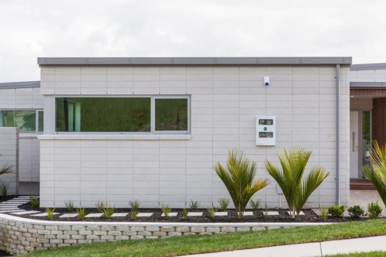 Photo of property in 1 Dulverton Rise, Flagstaff, Hamilton, 3210