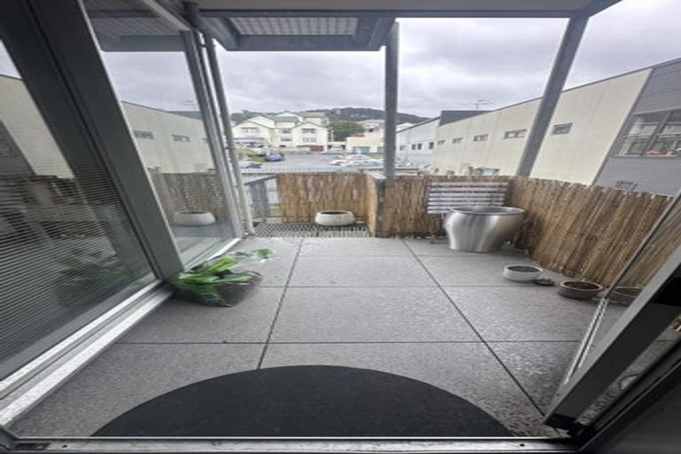 Photo of property in 98 Riddiford Street, Newtown, Wellington, 6021