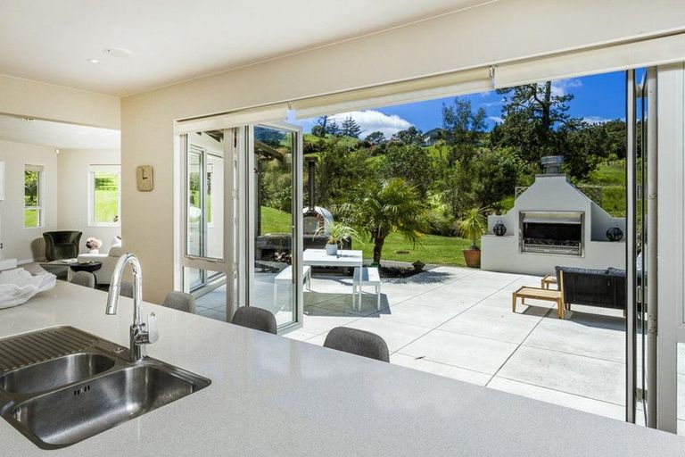 Photo of property in 52 Rautahi Terrace, Redvale, Albany, 0792