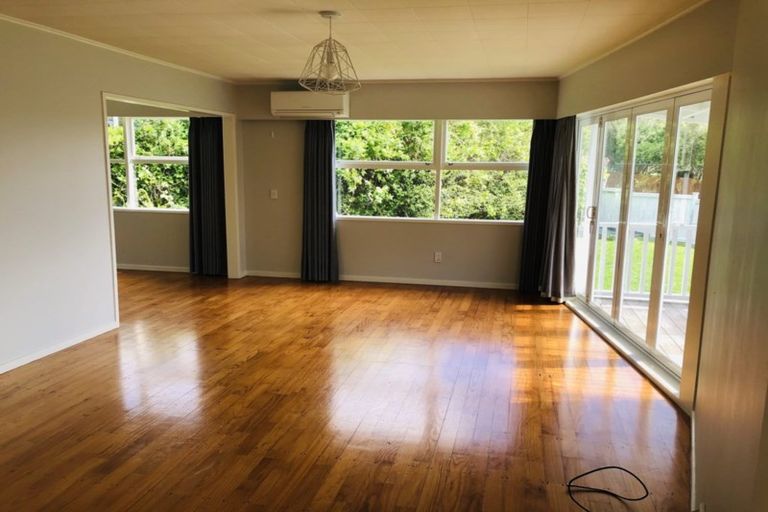 Photo of property in 1 Mawson Avenue, Torbay, Auckland, 0630