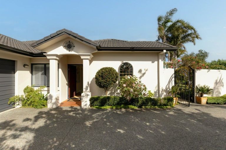 Photo of property in 54 Oreti Crescent, Papamoa Beach, Papamoa, 3118