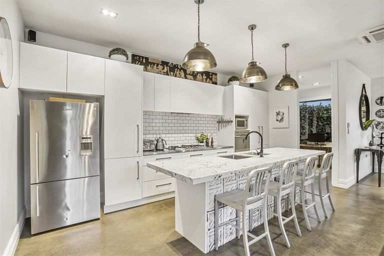 Photo of property in 3 Goring Road, Sandringham, Auckland, 1025