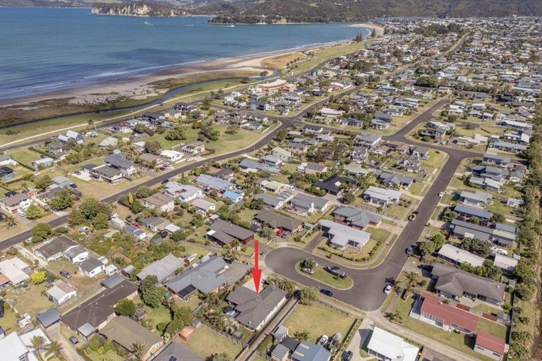 Photo of property in 31 Wells Place, Whitianga, 3510