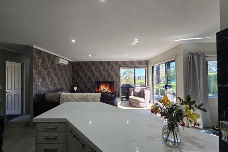 Photo of property in 1 Oaks Place, Te Aroha, 3320