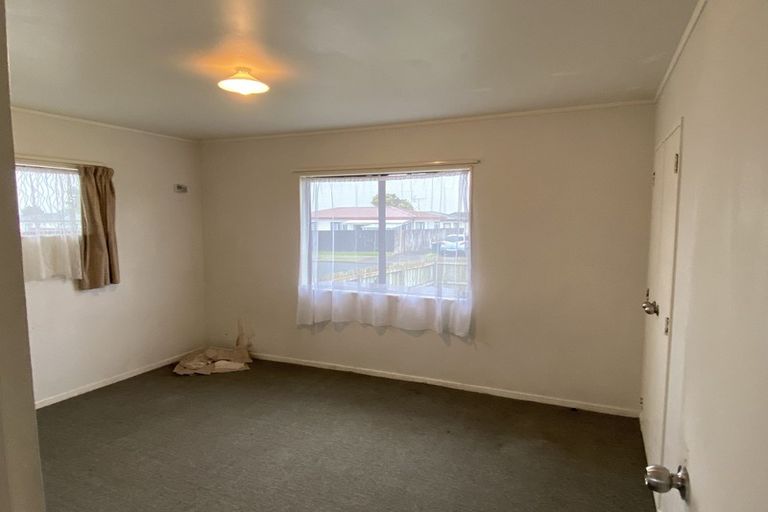 Photo of property in 1/16 Templeton Place, Clendon Park, Auckland, 2103