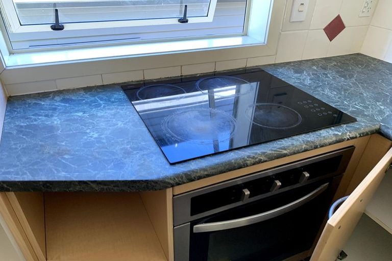 Photo of property in 7/20 Fields Parade, Oteha, Auckland, 0632