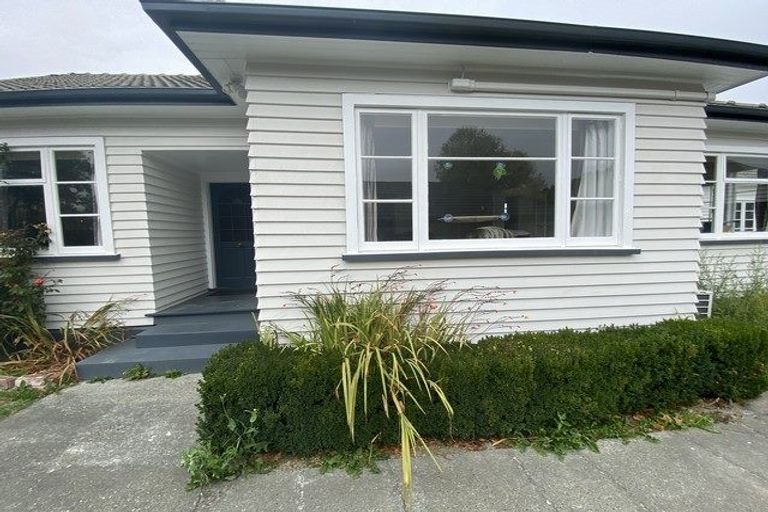 Photo of property in 39 Straven Road, Riccarton, Christchurch, 8011