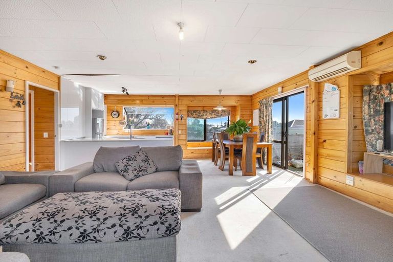 Photo of property in 12b Cambridge Street, Gonville, Whanganui, 4501