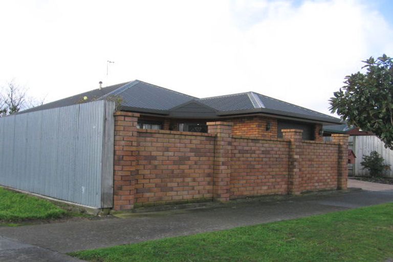 Photo of property in 25 Roy Street, Palmerston North, 4410