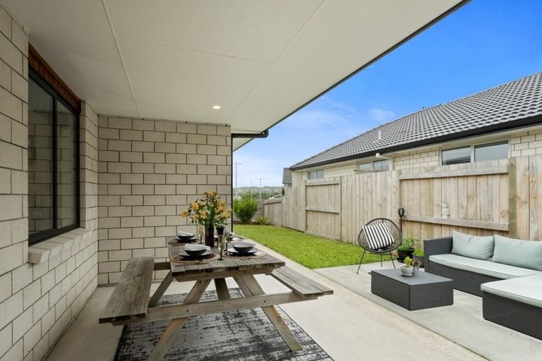 Photo of property in 14 Dunkeld Drive, Papamoa, 3118