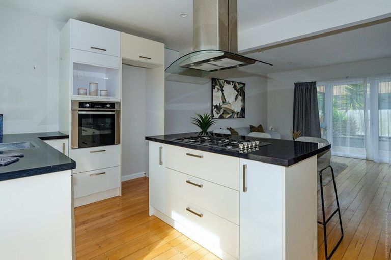 Photo of property in 3/29 Heywood Terrace, Richmond, Christchurch, 8013