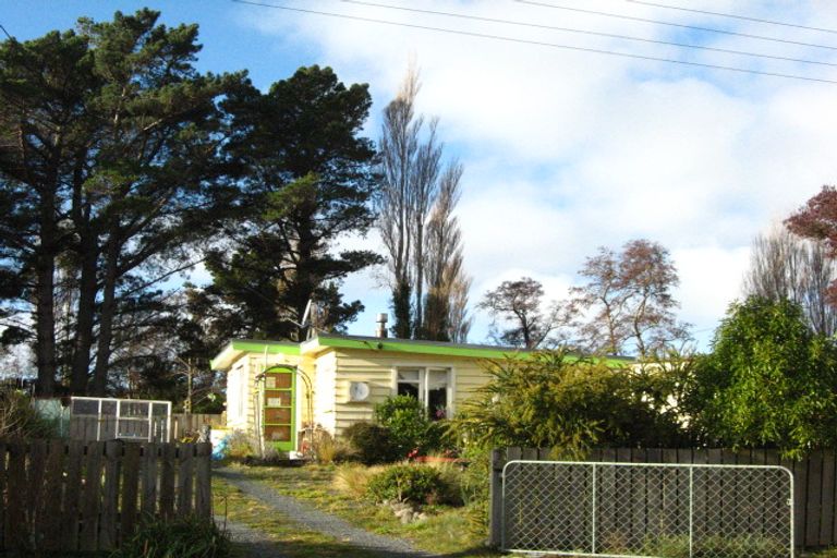 Photo of property in 33 Driver Street, Long Beach, Port Chalmers, 9081