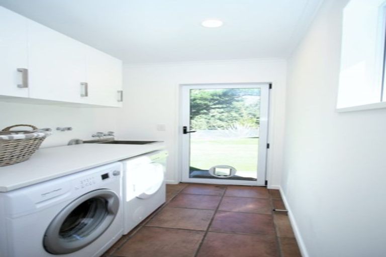 Photo of property in 11 Mcchesney Road, Arthurs Point, Queenstown, 9371