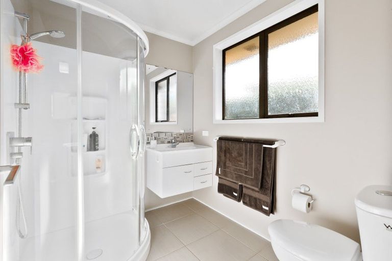 Photo of property in 12 Iris Place, Grandview Heights, Hamilton, 3200