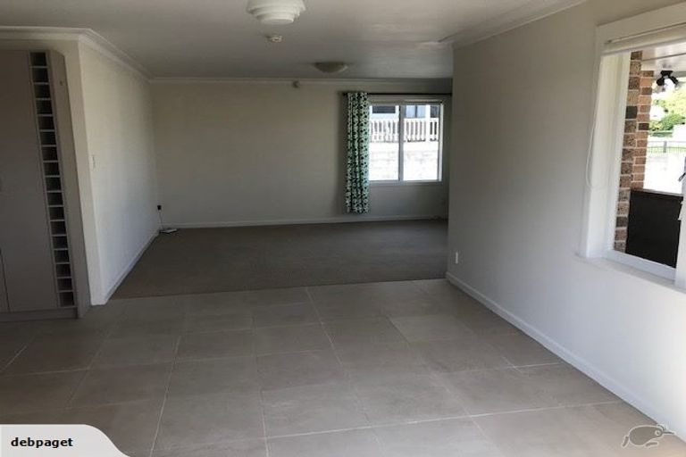 Photo of property in 9 Bellevue Road, Brookfield, Tauranga, 3110