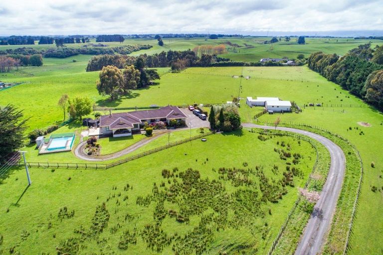 Photo of property in 528 Stoney Creek Road, Kelvin Grove, Palmerston North, 4470