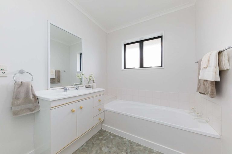 Photo of property in 4a Fairs Road, Milson, Palmerston North, 4414