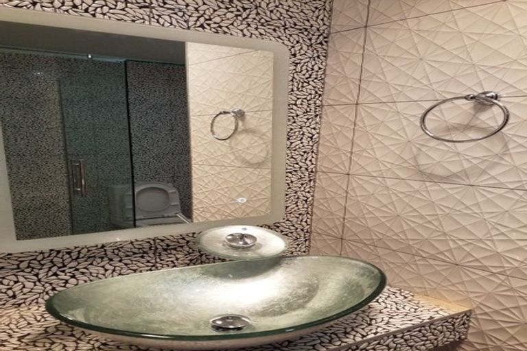 Photo of property in 747d Whangaparaoa Road, Stanmore Bay, Whangaparaoa, 0930