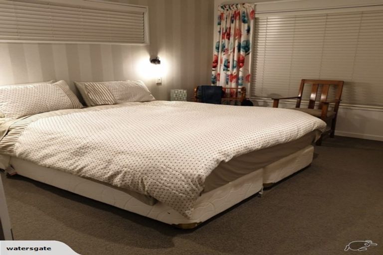 Photo of property in 5 Perrin Place, Darfield, 7510