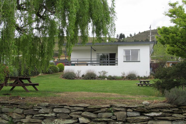 Photo of property in 15 Hazlett Street, Clyde, 9330