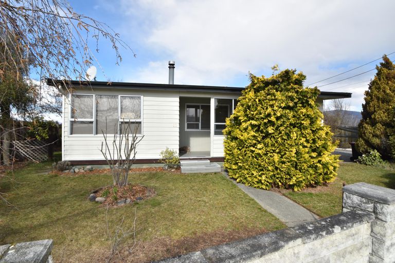 Photo of property in 60 Mackenzie Drive, Twizel, 7901