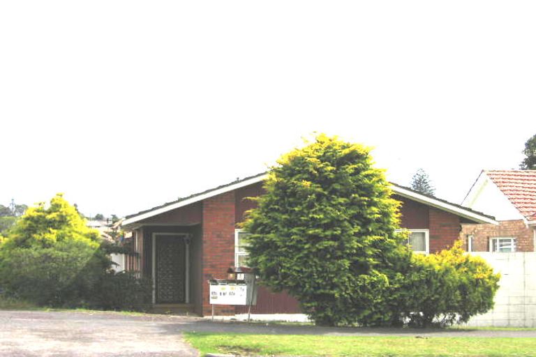 Photo of property in 4/67 Titirangi Road, New Lynn, Auckland, 0600