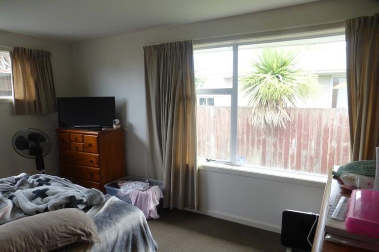 Photo of property in 41 Skerten Avenue, Hornby, Christchurch, 8042