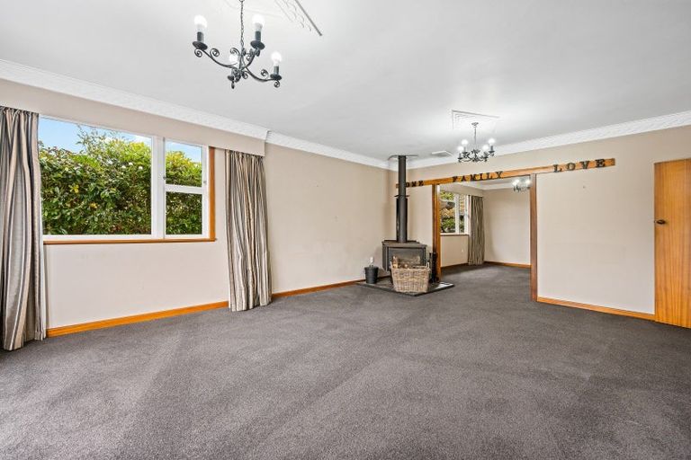 Photo of property in 15 Swansea Street, Hokowhitu, Palmerston North, 4410