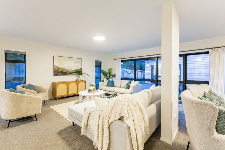 Photo of property in 9 Paparoa Crescent, Aotea, Porirua, 5024