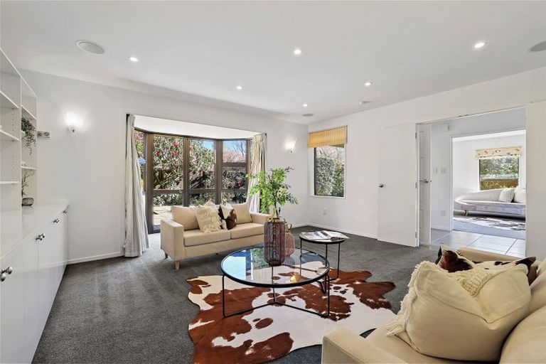 Photo of property in 15 Thurlestone Place, Burnside, Christchurch, 8053