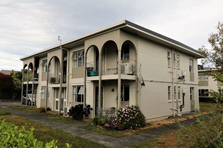 Photo of property in 8/11 Trafalgar Street, Johnsonville, Wellington, 6037