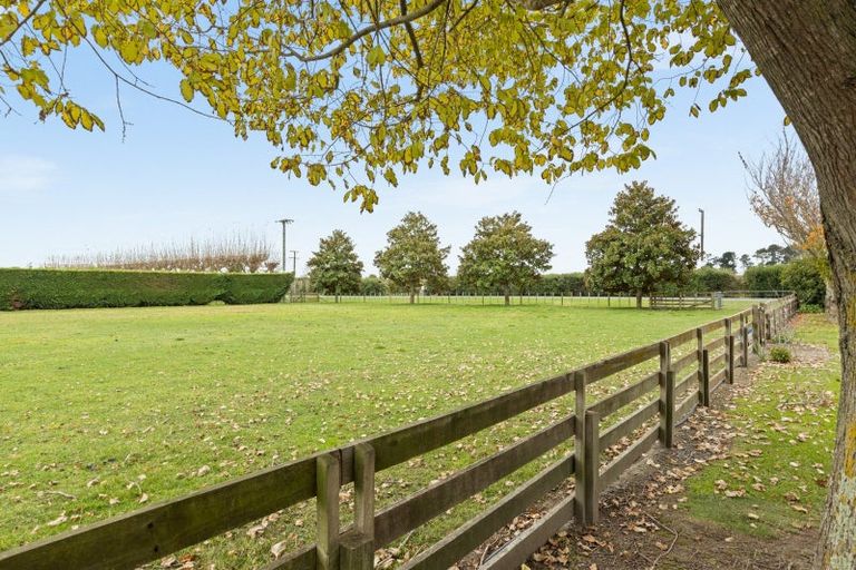 Photo of property in 98 Crystall Road, Pakipaki, Hastings, 4172