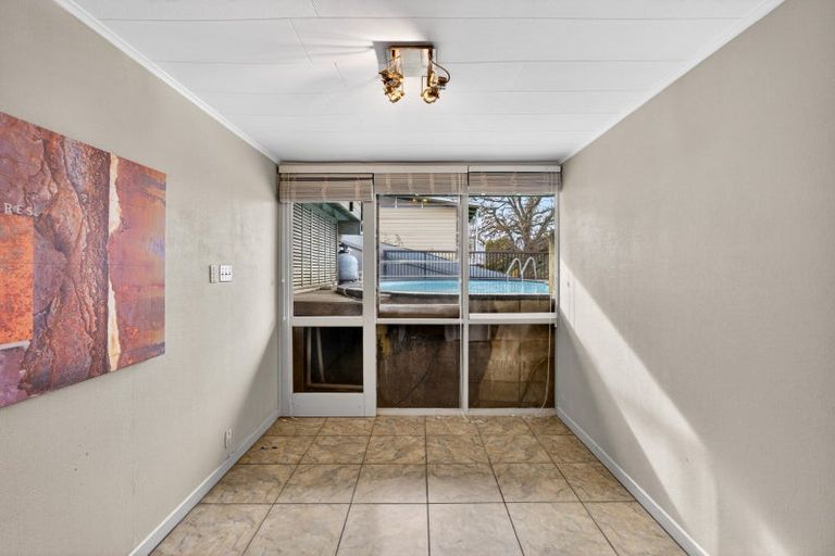 Photo of property in 17 Spencer Road, Hospital Hill, Napier, 4110