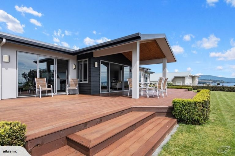 Photo of property in 2 Sandridge Terrace, Pohara, Takaka, 7183