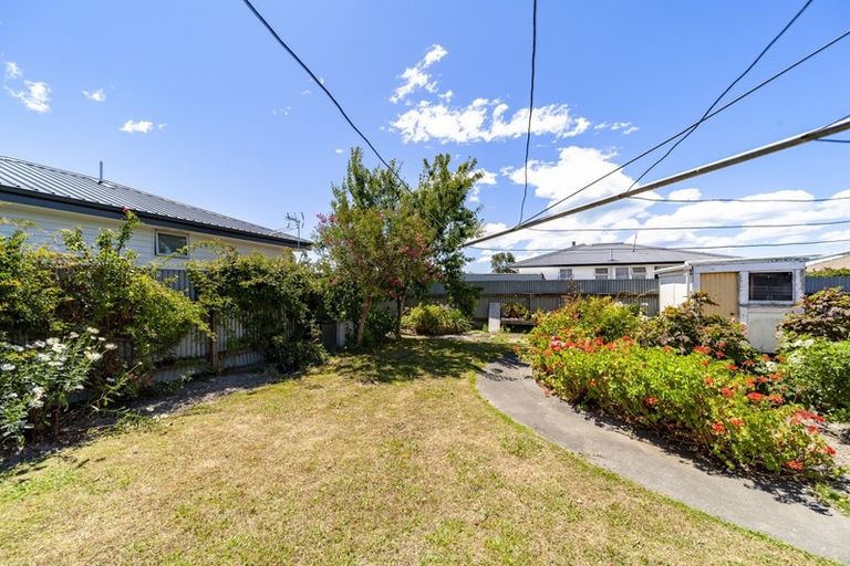 Photo of property in 15 Curling Crescent, Onekawa, Napier, 4110