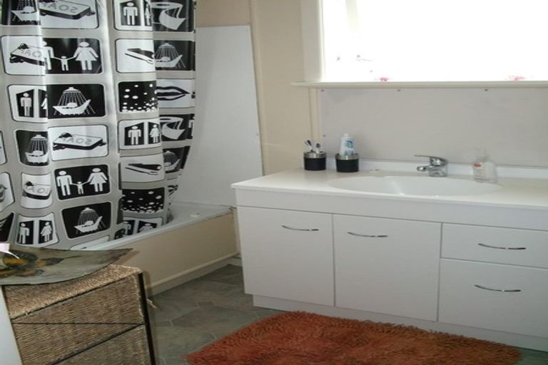 Photo of property in 18 Regent Street, Brookfield, Tauranga, 3110