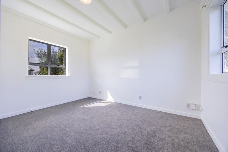 Photo of property in 16 Norana Avenue, Favona, Auckland, 2024