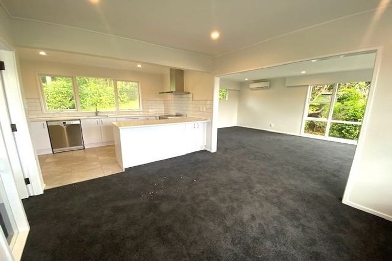 Photo of property in 26 Middleton Road, Johnsonville, Wellington, 6037