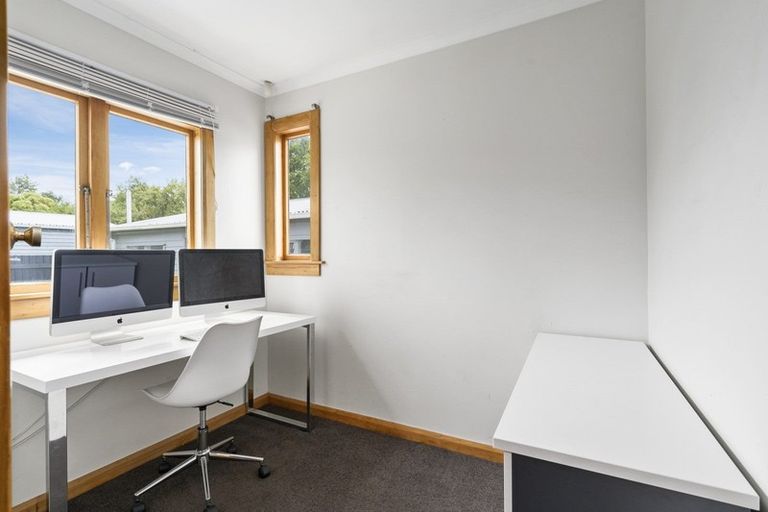 Photo of property in 7 Chelwood Street, Takaro, Palmerston North, 4412