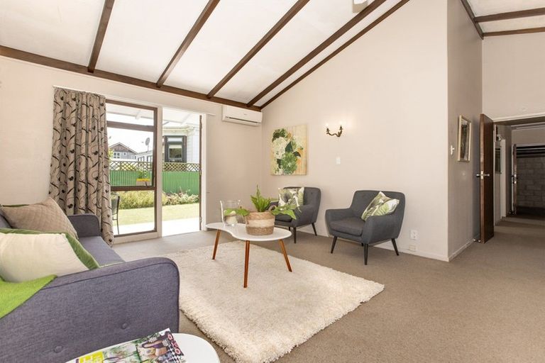 Photo of property in 1/63 Harris Street, Kaiti, Gisborne, 4010