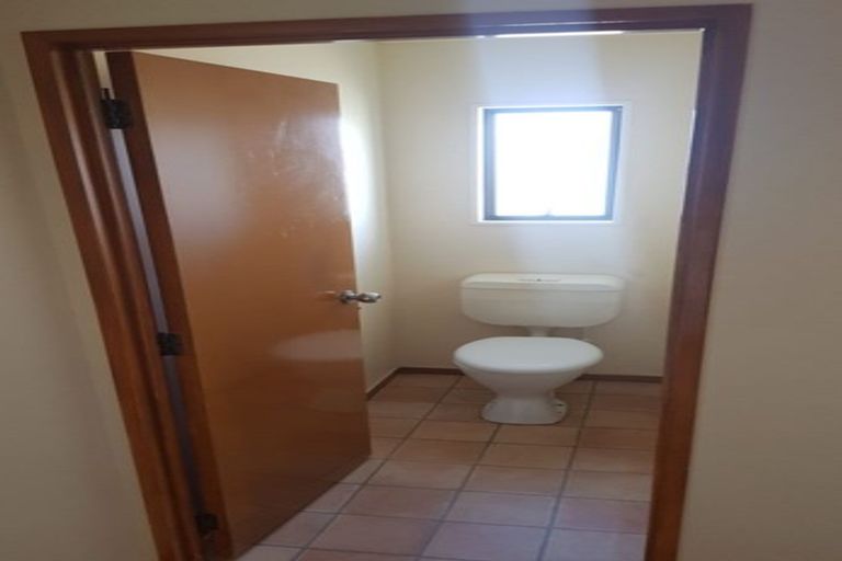 Photo of property in 63 Templeton Place, Clendon Park, Auckland, 2103