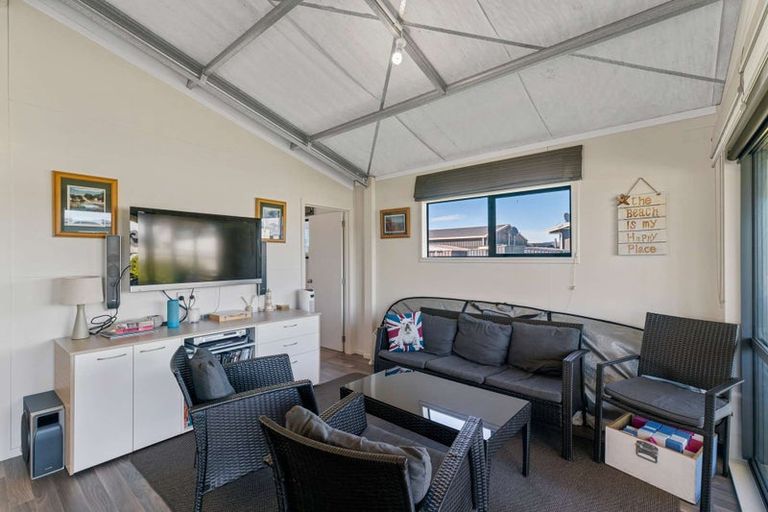 Photo of property in 184 Ngaio Drive, Matarangi, Whitianga, 3592